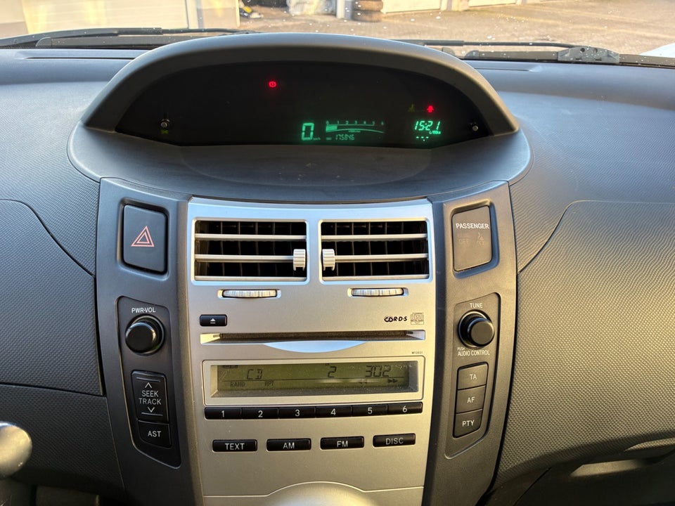 Toyota Yaris 1,4 D-4D Luna 5d