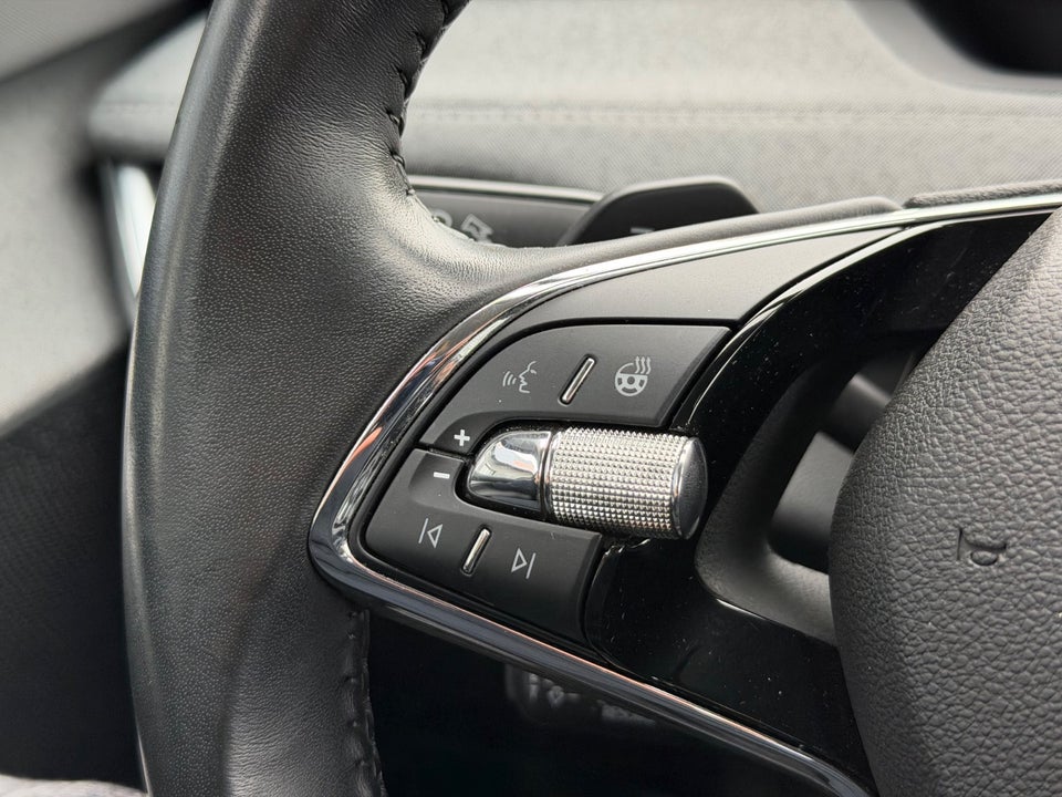 Skoda Enyaq 80 iV Loft 5d