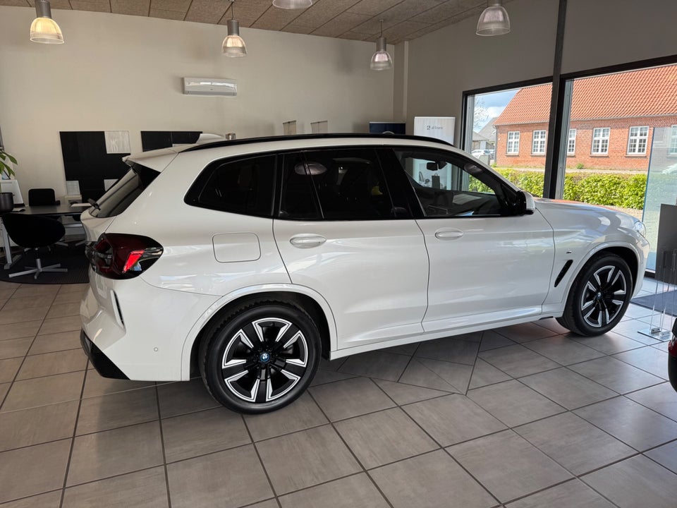 BMW iX3 Charged M-Sport 5d