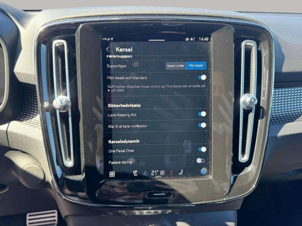 Volvo XC40 P8 ReCharge Twin R-Design 5d