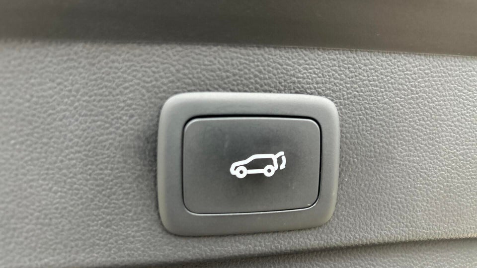 MG Marvel R Performance 5d