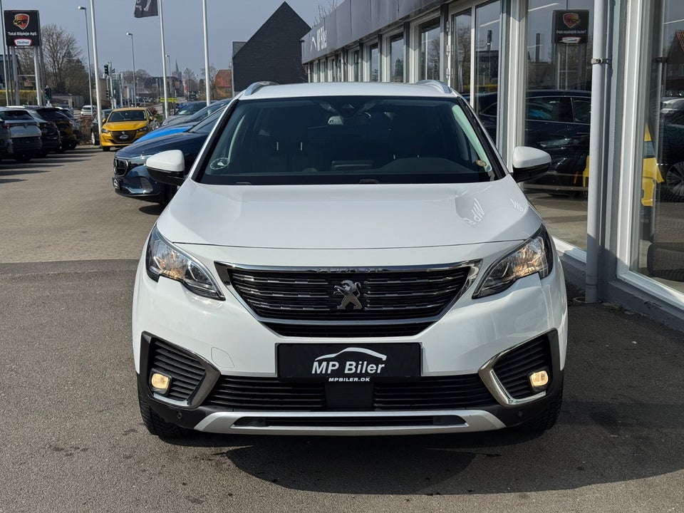 Peugeot 5008 1,6 BlueHDi 120 Active 7prs 5d