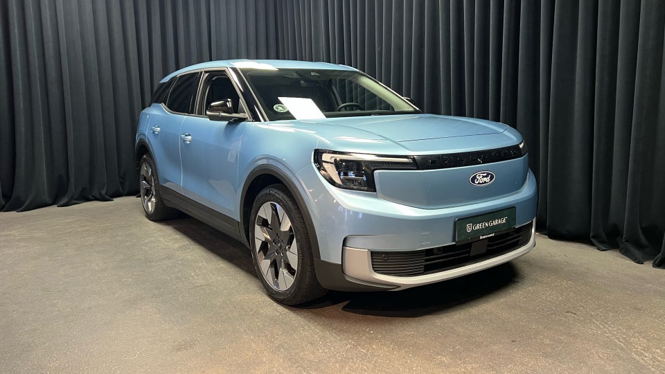 Ford Explorer 77 Premium Extended Range 5d