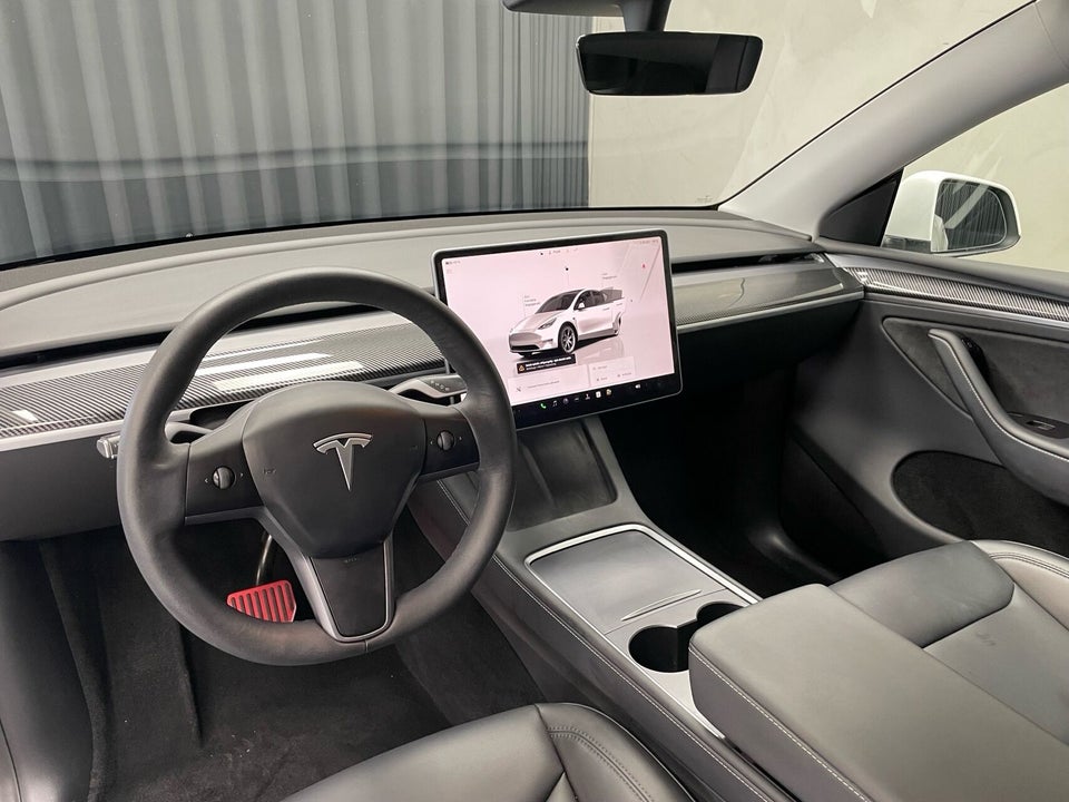 Tesla Model Y Long Range AWD 5d