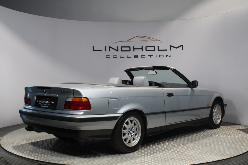 BMW 328i 2,8 Cabriolet 2d