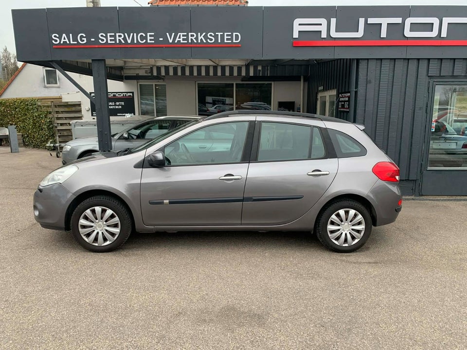 Renault Clio III 1,2 16V Authentique Sport Tourer 5d