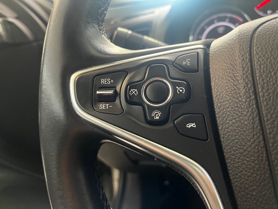 Opel Insignia 1,6 CDTi 136 Cosmo Sports Tourer aut. 5d