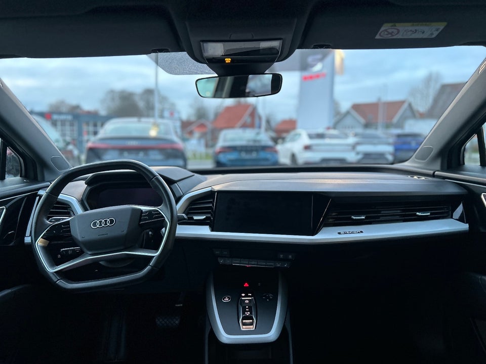 Audi Q4 e-tron 40  5d
