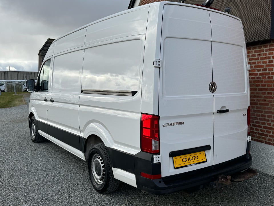 VW Crafter 30 2,0 TDi 140 Kassevogn L3H2