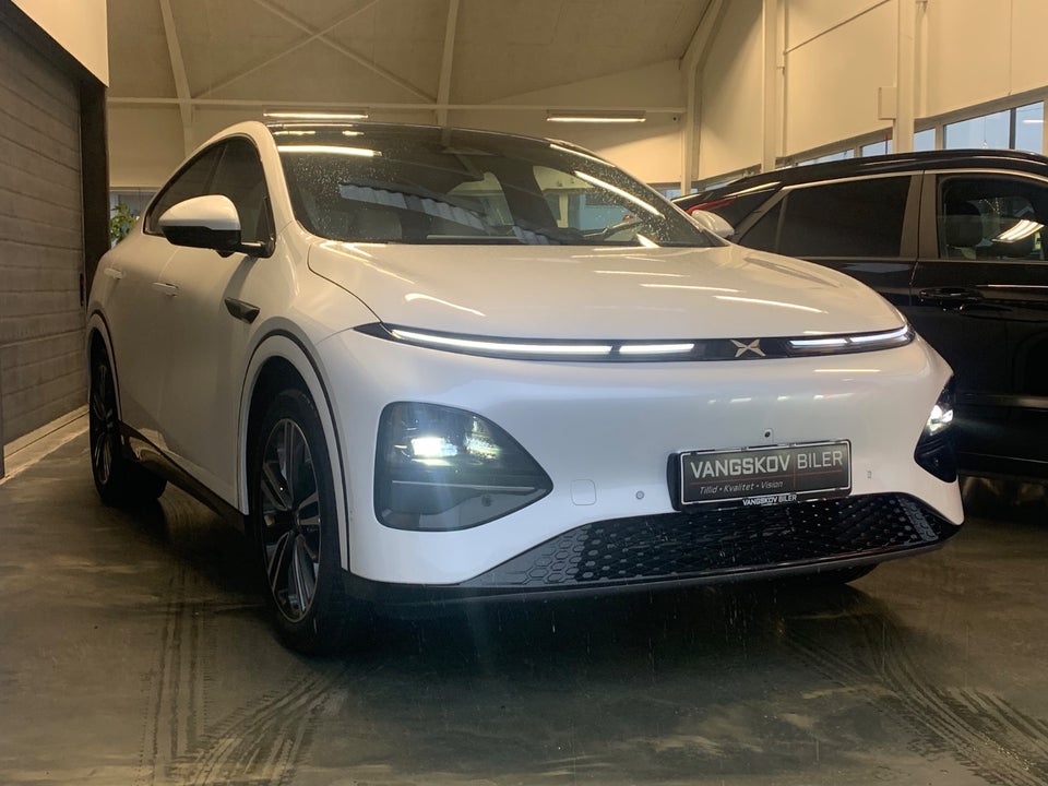 Xpeng G6 Performance 5d