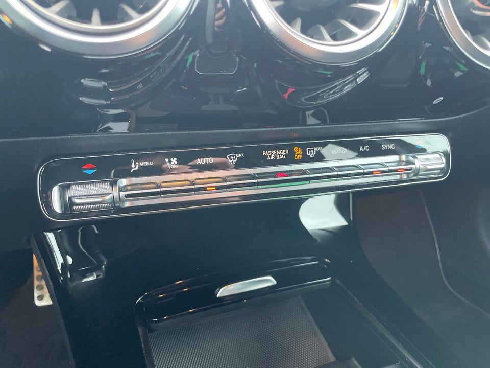 Mercedes A200 1,3 AMG Line aut. 5d