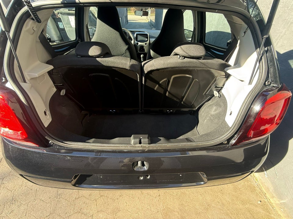 Citroën C1 1,2 PureTech Feel 5d