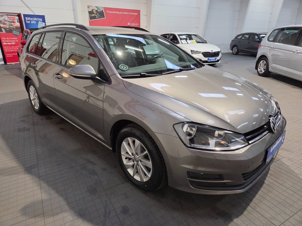 VW Golf VII 1,4 TSi 122 Comfortline Variant BMT 5d