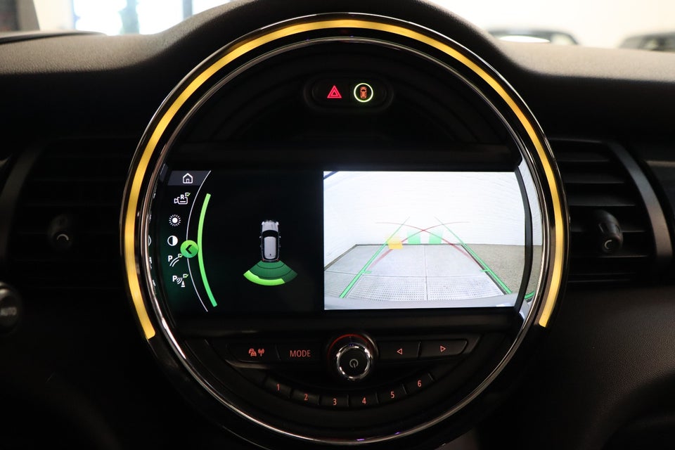 MINI Cooper SE Greenwich 3d
