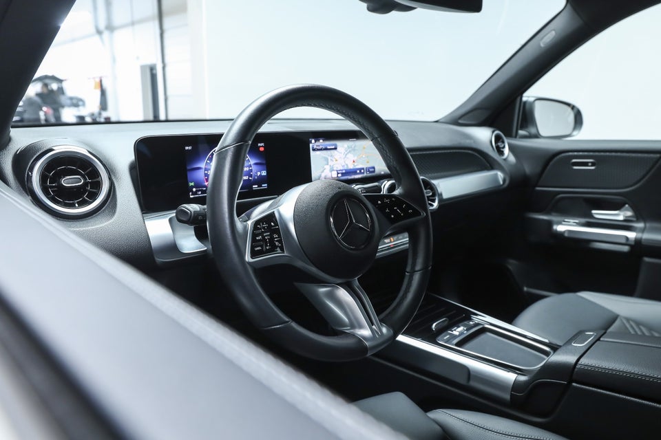 Mercedes GLB200 1,3 aut. 5d