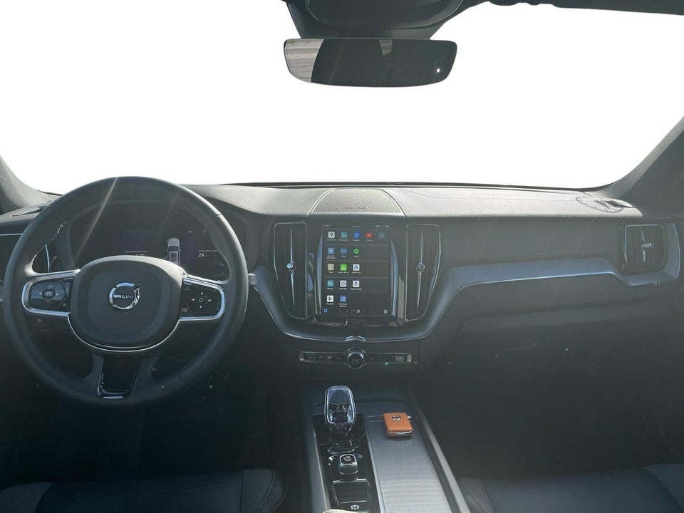 Volvo XC60 2,0 T6 ReCharge Black Edition aut. AWD 5d