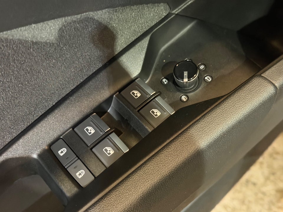 Audi Q4 e-tron 40 S-line 5d