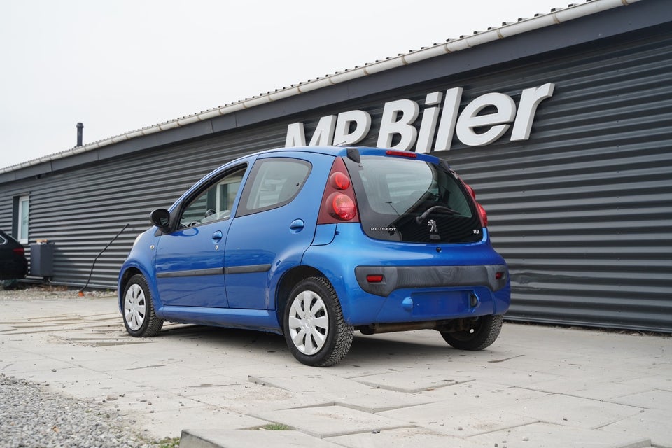 Peugeot 107 1,0 Champion Air 5d