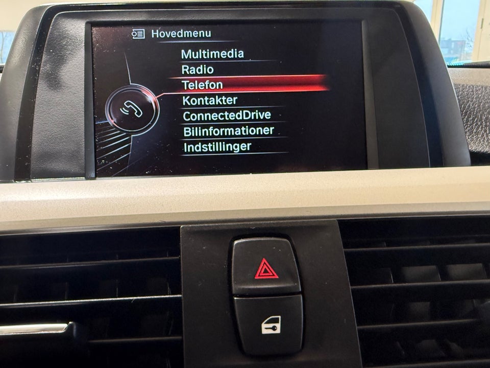 BMW 320d 2,0 Touring aut. 5d