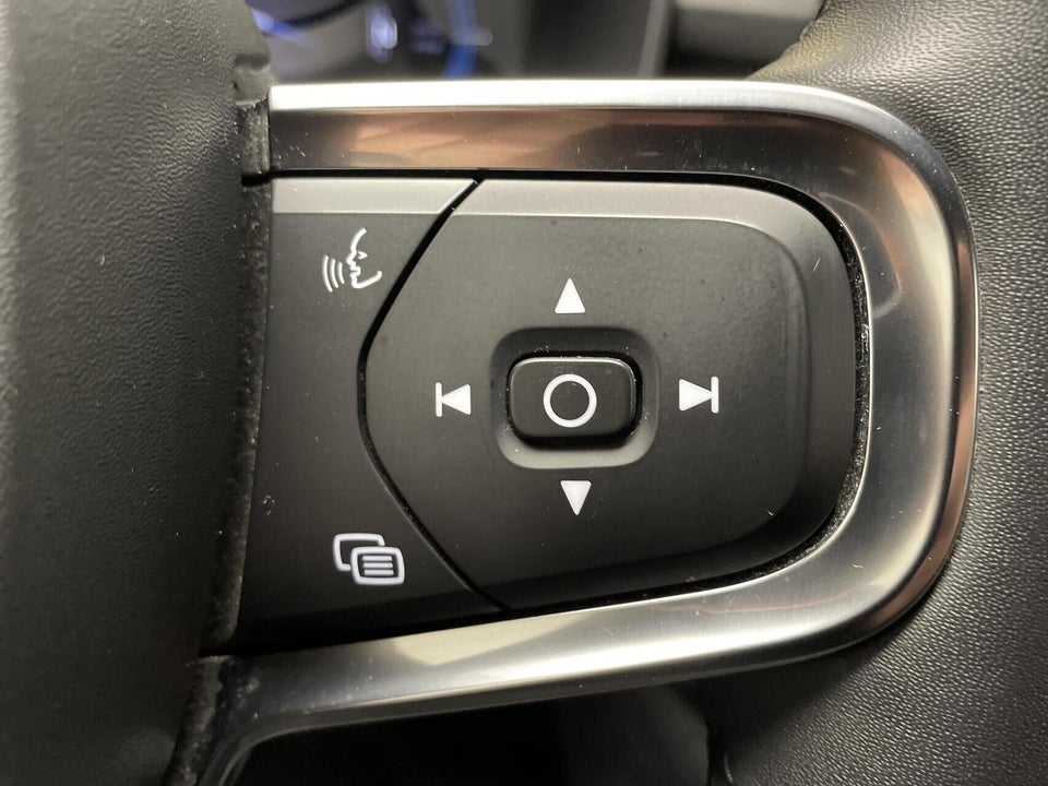 Volvo XC40 P6 ReCharge Plus 5d