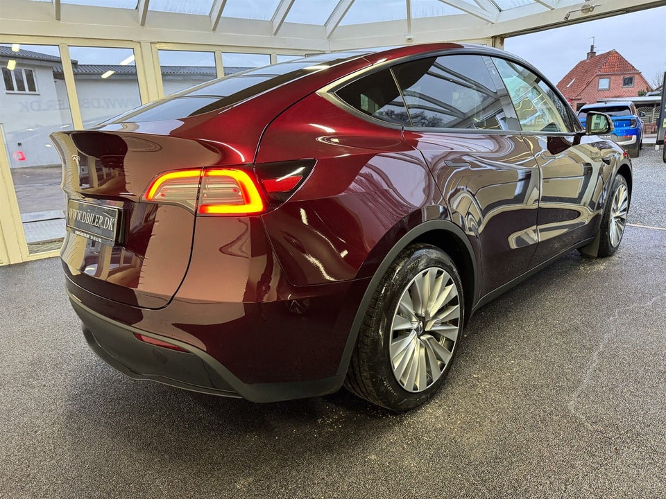 Tesla Model Y RWD 5d