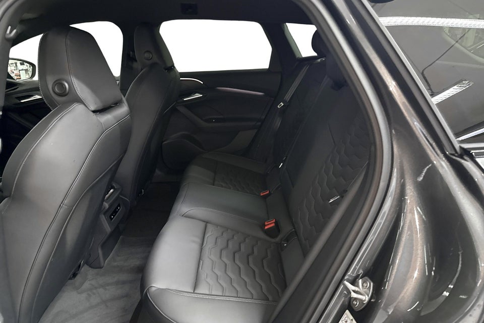 Audi A6 e-tron S-line plus performance Avant 5d