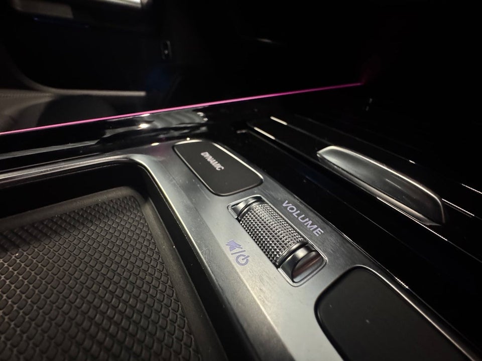 Mercedes EQA300 Progressive 4Matic 5d