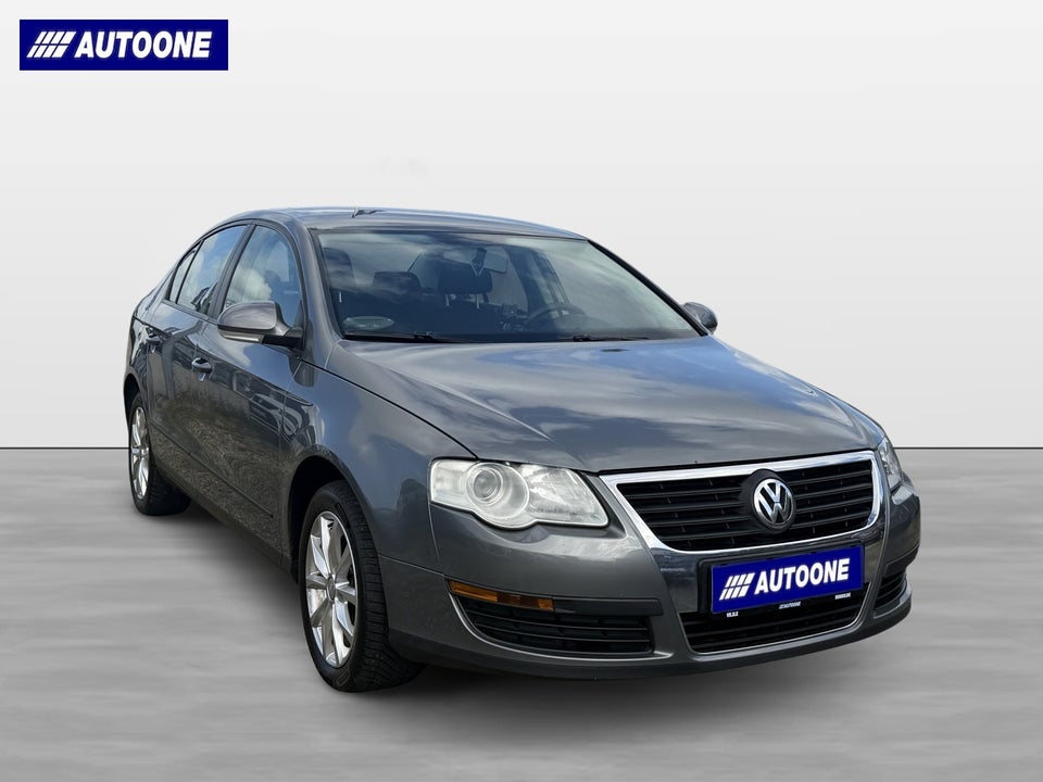 VW Passat 2,0 FSi Comfortline 4d
