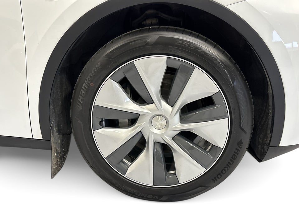 Tesla Model Y RWD 5d