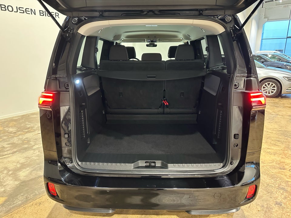 VW ID.Buzz 77 Pro SWB 5d