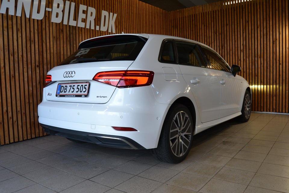 Audi A3 1,4 e-tron Sport Sportback S-tr. 5d