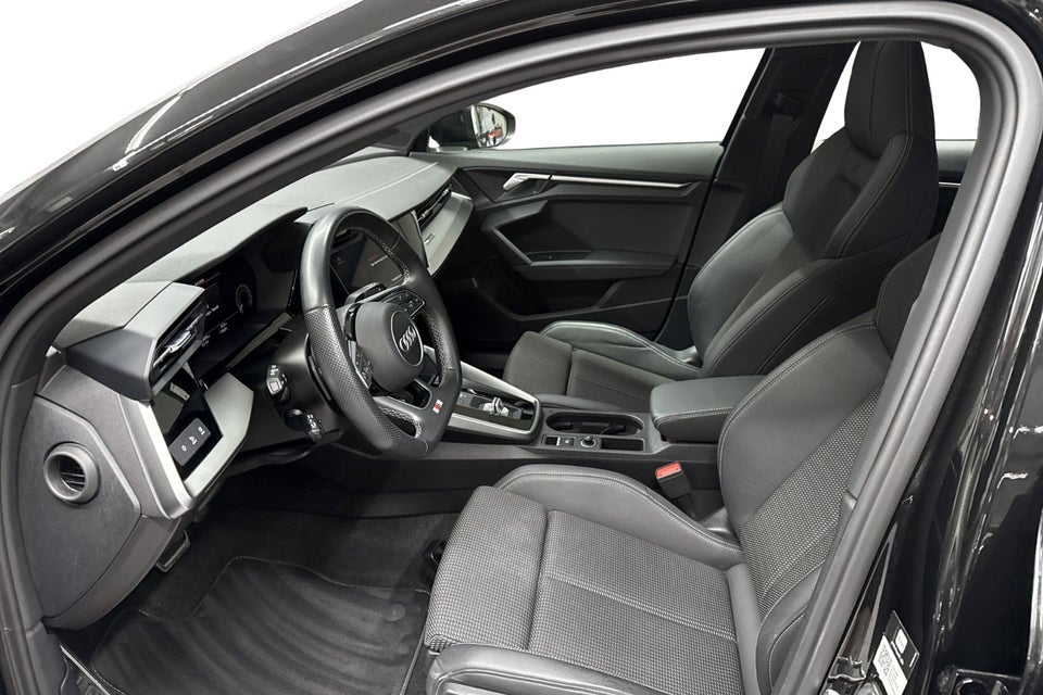 Audi A3 40 TFSi e S-line Sportback S-tr. 5d