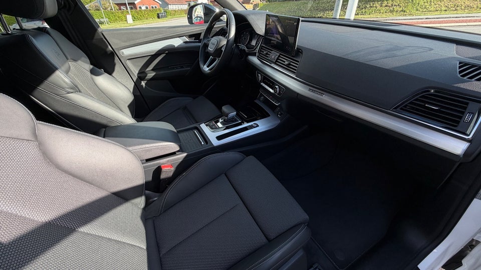Audi Q5 40 TDi S-line Midnight Edition quattro S-tr. 5d