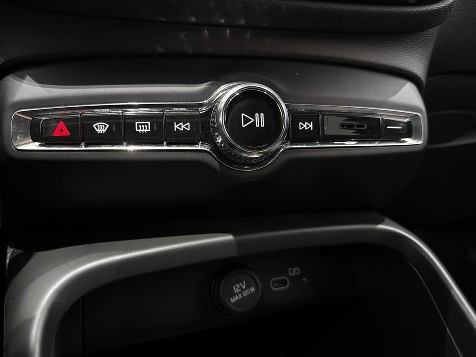 Volvo XC40 P6 ReCharge Plus 5d