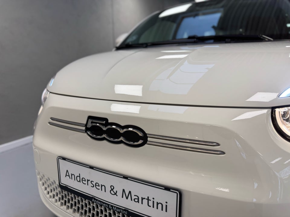 Fiat 500e 42 Icon 3d