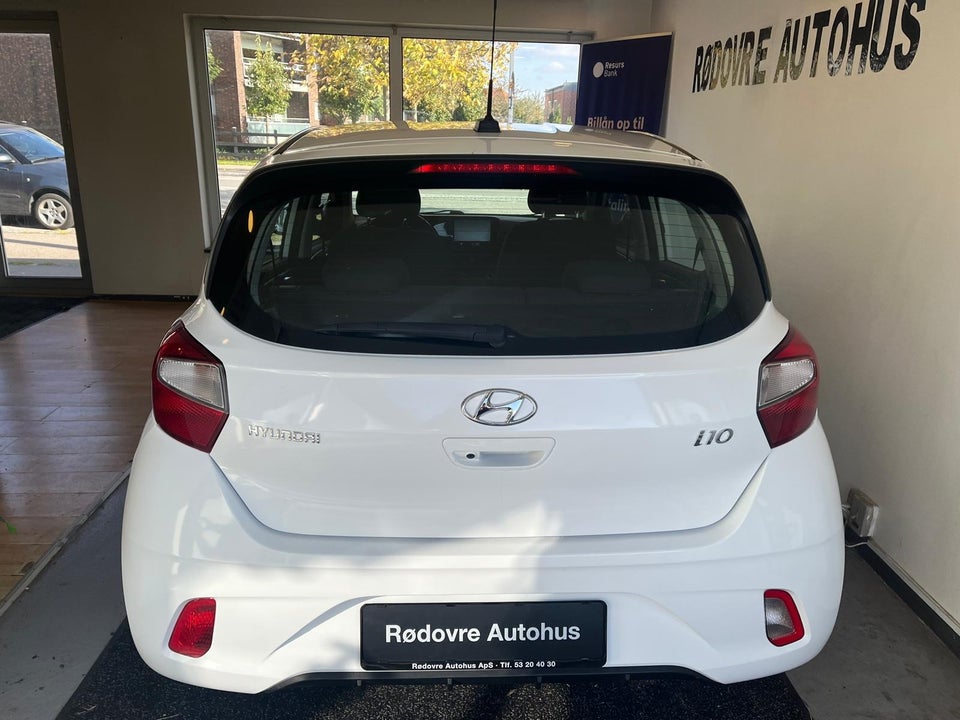 Hyundai i10 1,0 MPi Essential AMT 5d