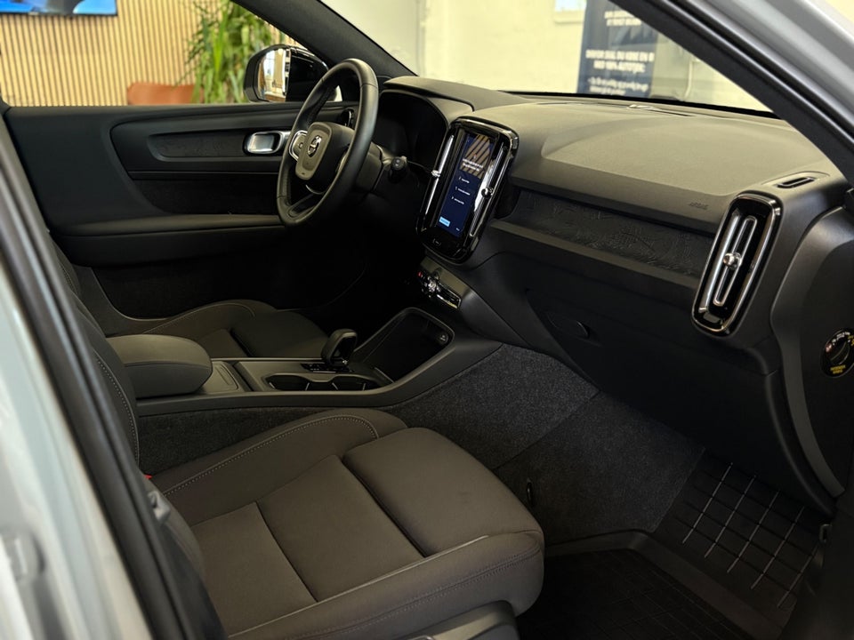 Volvo EX40 Extended Range Core 5d