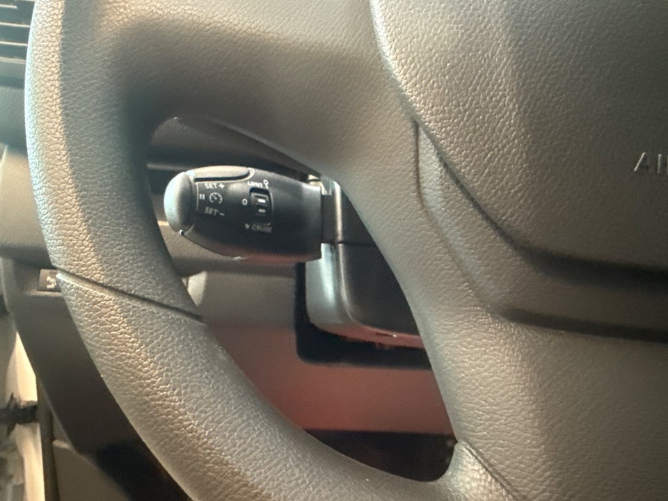 Peugeot e-Expert 50 L2 Plus Van