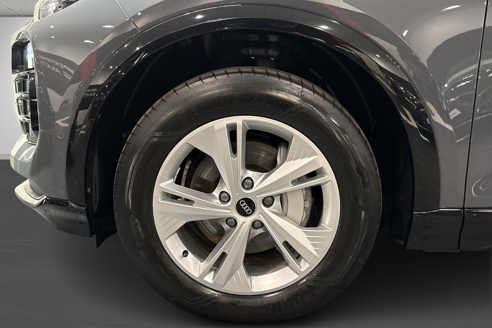 Audi Q6 e-tron Progress 5d