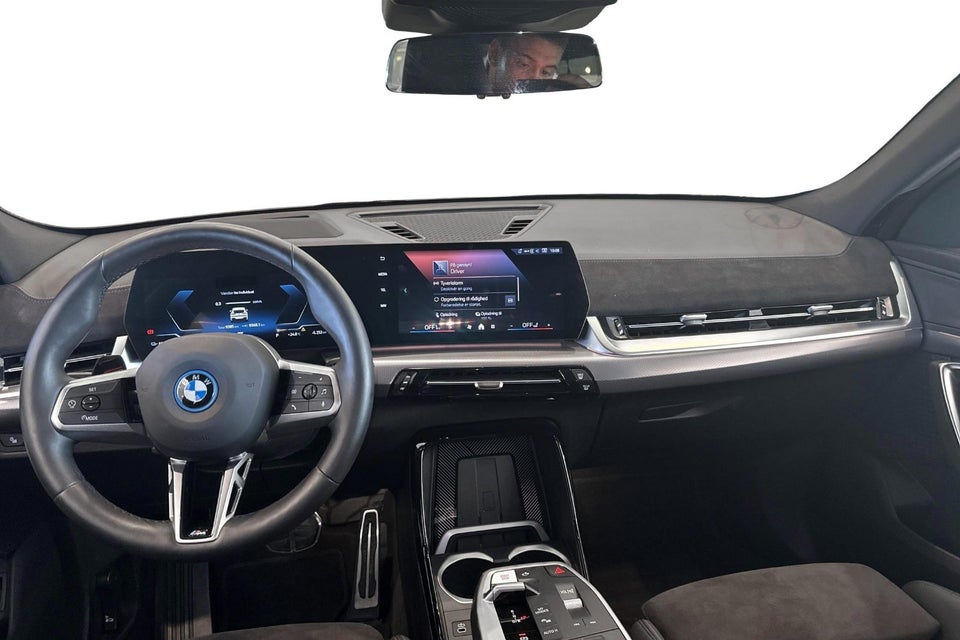 BMW iX2 eDrive20 M-Sport Pro 5d