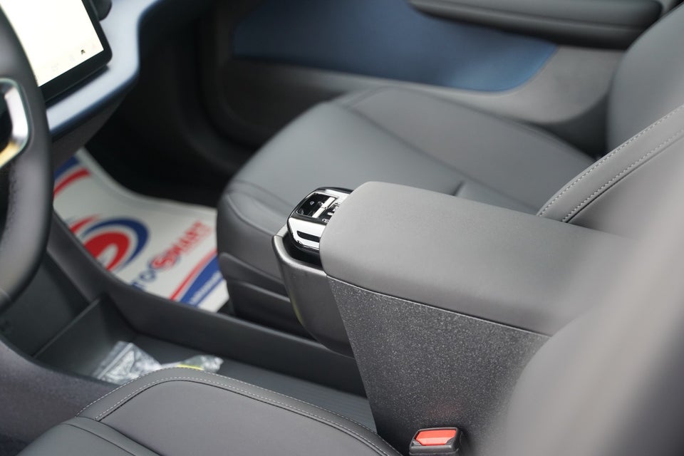 Volvo EX30 Twin Performance Ultra 5d