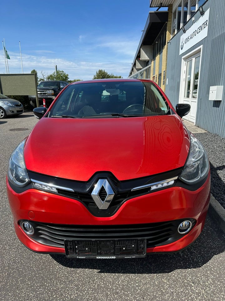 Renault Clio IV 1,5 dCi 90 Limited Sport Tourer 5d