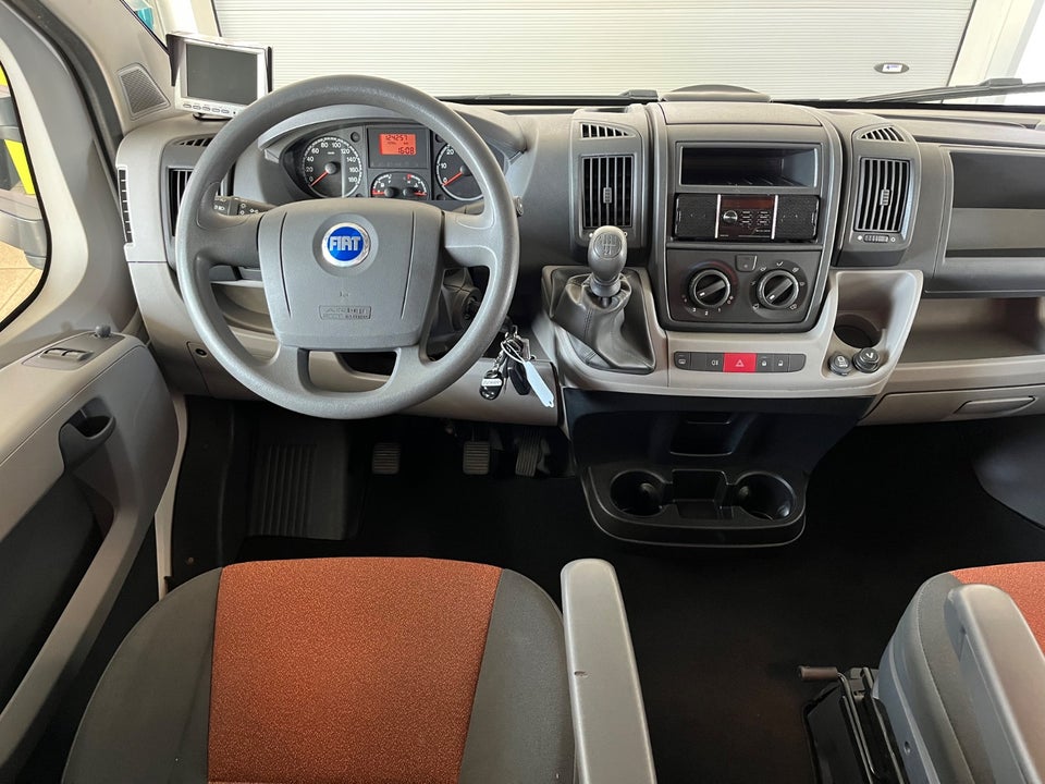 Elnagh Duke 2,2 46 2d