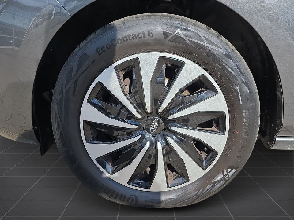 Ford Fiesta 1,0 EcoBoost mHEV Titanium 5d