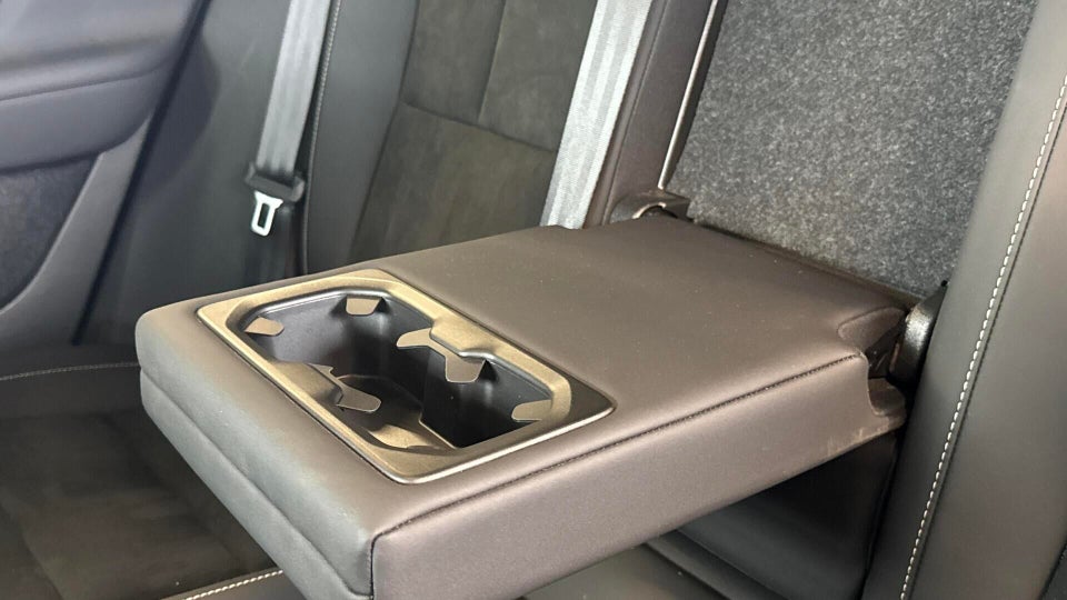 Volvo XC40 ReCharge Extended Range Plus 5d