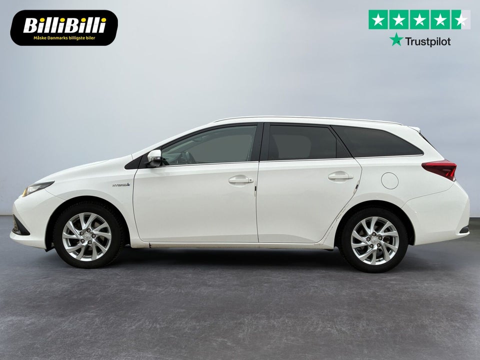 Toyota Auris 1,8 Hybrid H2 Comfort Touring Sports CVT 5d