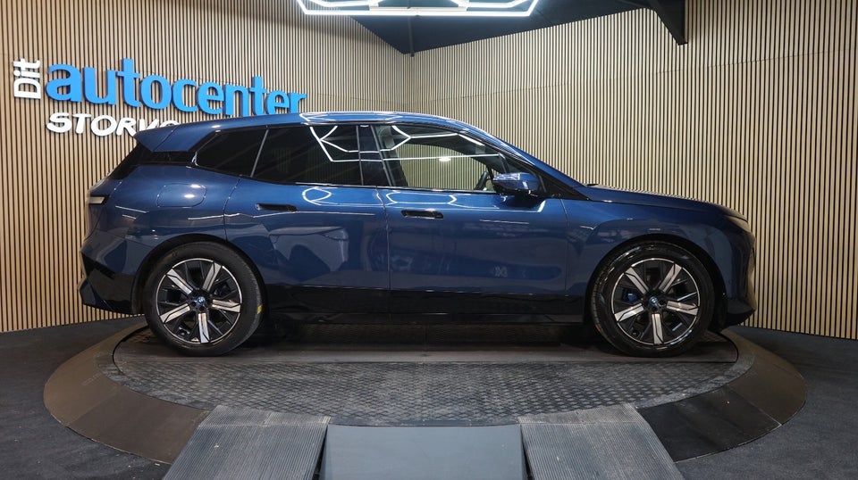 BMW iX xDrive40 Sport 5d