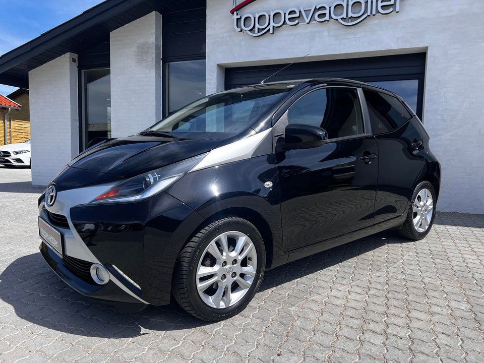 Toyota Aygo 1,0 VVT-i x-cellence 5d