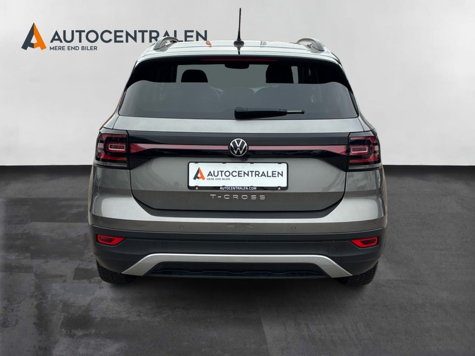 VW T-Cross 1,0 TSi 110 Life Team DSG 5d