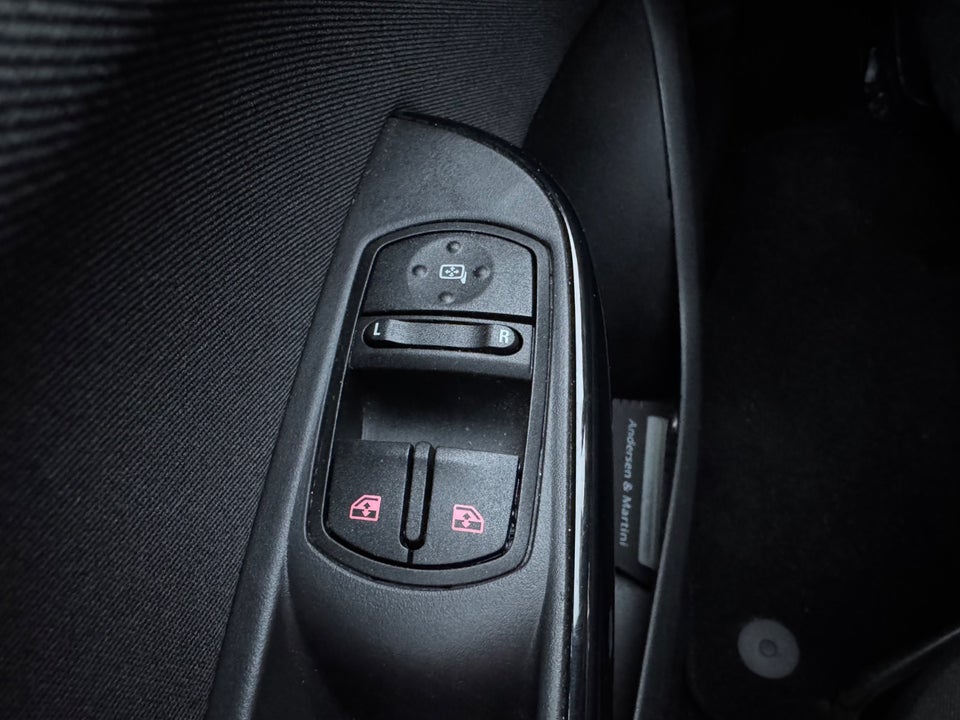 Opel Corsa 1,4 16V Enjoy 5d